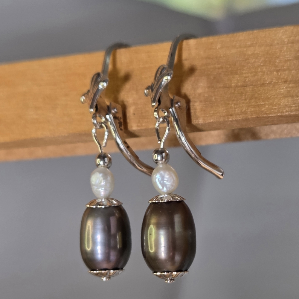 Elegant Silver and Black Baroque Pearl Earrings